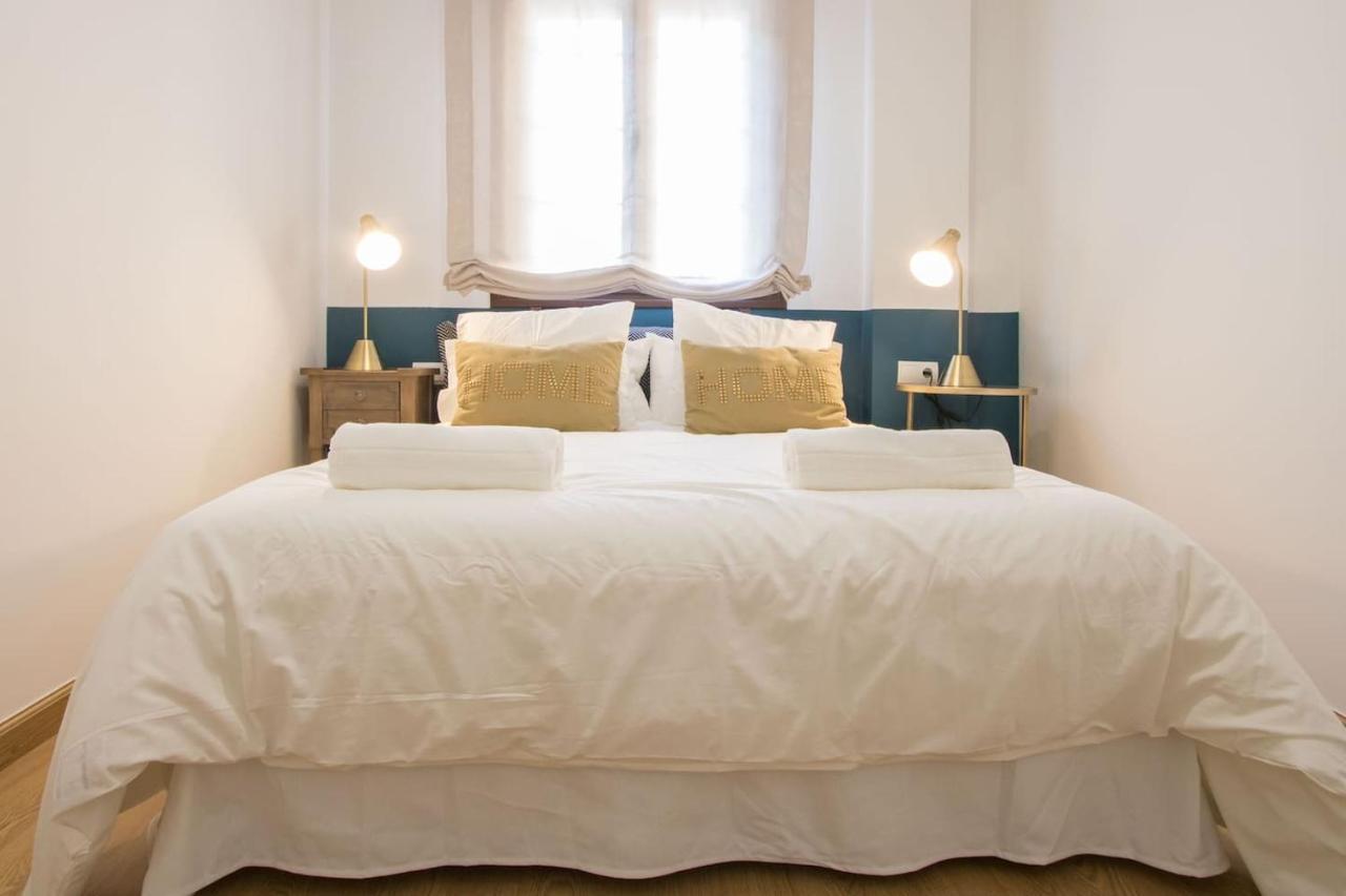 Luis Rey Central Suite By Valcambre Sevilla Exterior foto